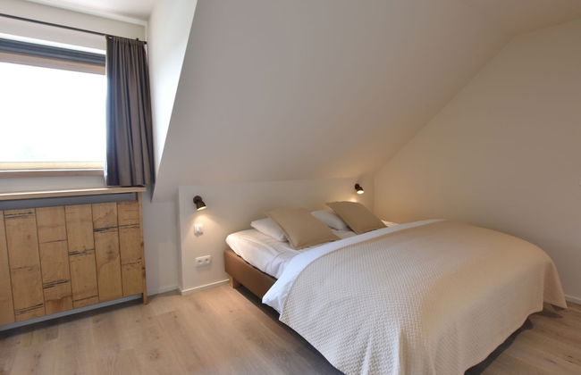 Beautiful Holiday Home With Terrace, Garden - Foto 10