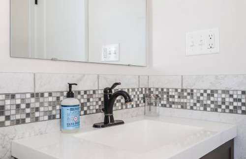 Adorable Broad Ripple Duplex - Foto 43