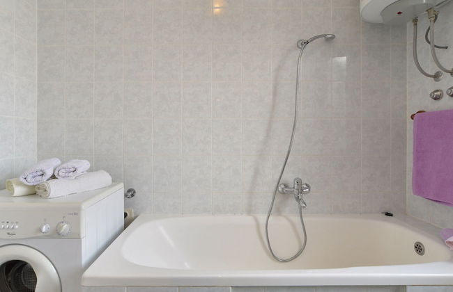 Apartment 1803 - Photo 42