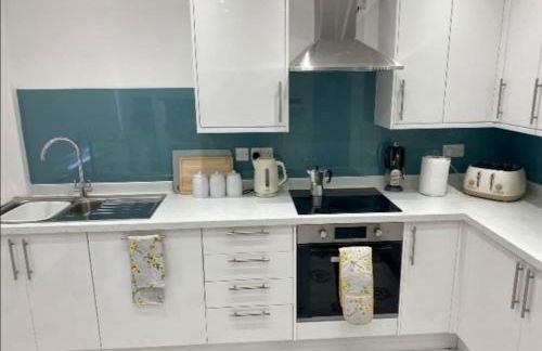 Anglesey home by the sea - Photo 10