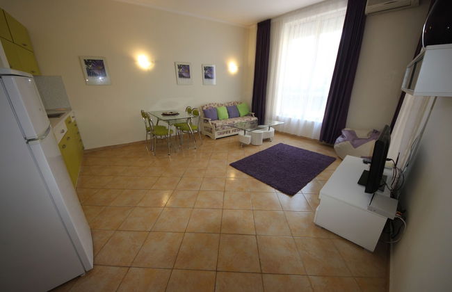 Menada Negresco Apartments - Photo 6