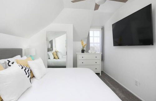 3 Bedroom 2 Bath House with Parking - 10 Guests - Foto 19