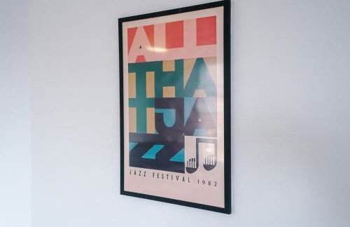 Modern 3 Bedroom House Perfect for Short and Long Stays - Foto 10