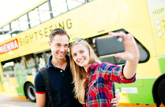 Vienna Sightseeing Bus - Photo 2