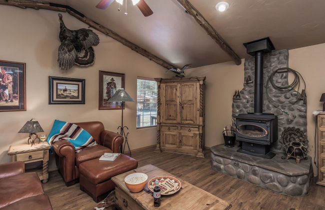 Cowboy Cabin by Ruidoso Vacation Rentals - Foto 8