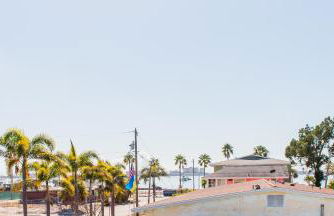 Lovely vacation home 1 block from beach & downtown Gulfport - Foto 14