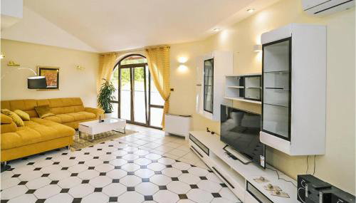 Pet Friendly Home In Jurdani With Sauna - Foto 3