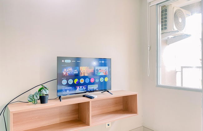 Cozy Living Studio at LRT City Jatibening Apartment - Foto 15