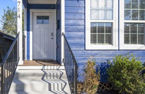 Winter Retreat 3b 3ba Huge backyard Mins from Downtown - Foto 38