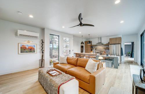 Modern Cabin Living! Mtn-View Gem in Munds Park - Foto 7