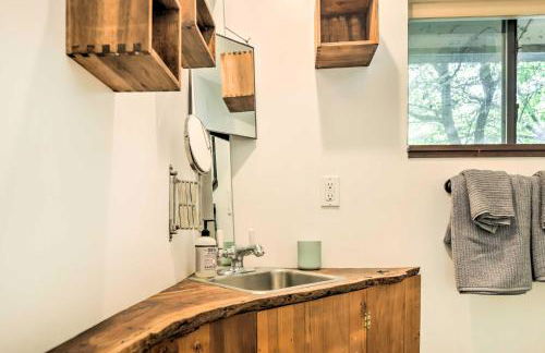 2 Mi to Dtwn Pet-Friendly Austin Studio with Yard - Foto 22