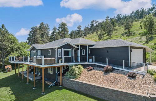 Black Hills Getaway with Hot Tub & Game Room for 18 - Foto 60
