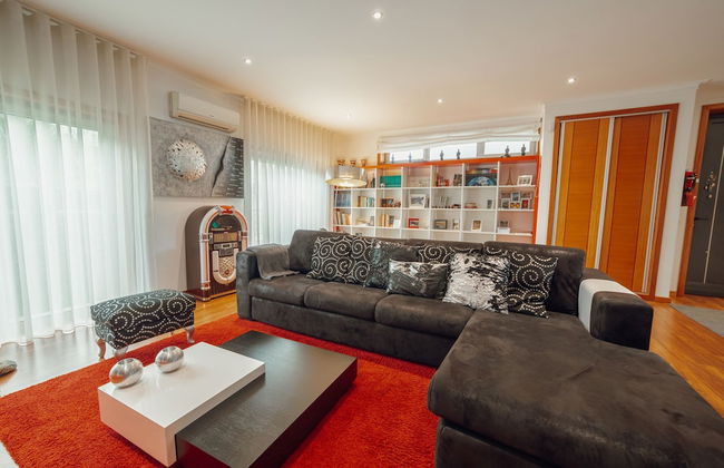 Pool Cinema Villa by Vacationy - Foto 69