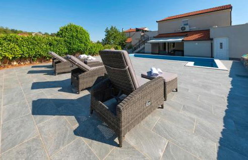 Stunning Home In Ugljane - Foto 3