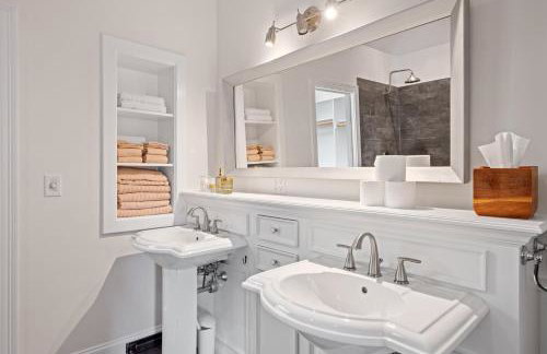 Luxury Riverfront Retreat Hot Tub, Game Room, Gym - Foto 35