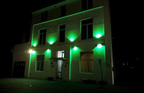 The Green Light House Studio 24 - Free Private Parking - Foto 3