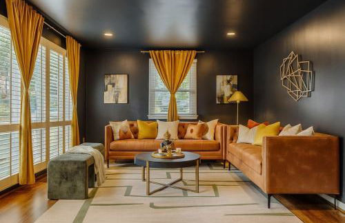 Stylish Forest Retreat Minutes from DC - Gary - Foto 15