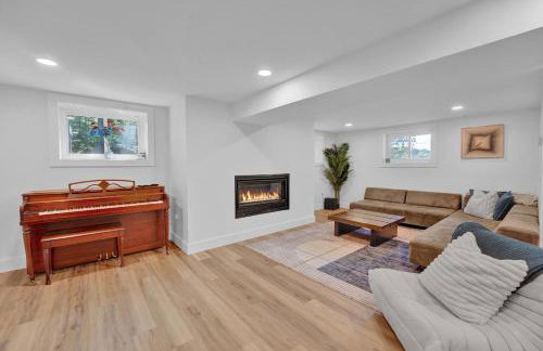 Lakeside, Dock, Hot Tub, Kayaks, Arcade, Playset - Foto 32