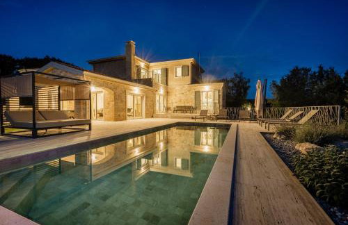 Villa Mila with private pool, BBQ and jacuzzi - Foto 24