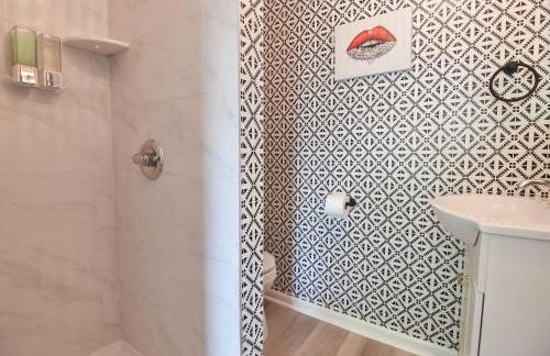 Charlotte tiny Home getaway 5 min to lake Wylie - Foto 5