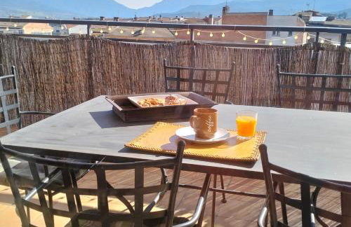 ACOGEDOR ÁTICO DÚPLEX EN TREMP - Foto 5