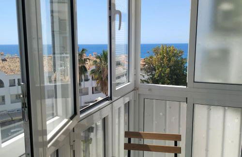 Nerja Gaviota holidays piscina y playa - Foto 9