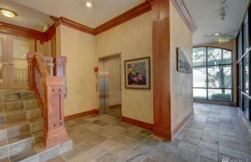 Top Floor Water View Oasis near Space Needle & Cruise - Foto 41