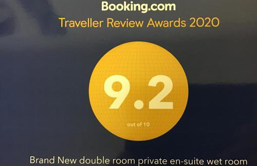 Exclusive Private double room, en-suite wet room Private entrance - Photo 16