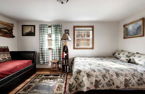 Lustrous Lakefront Cabin Oasis near Lake Ferndale in West Virginia - Foto 27