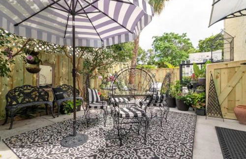 Tropical Designer House in Heart of Antique Row WPB - Foto 20