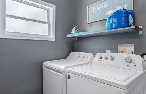 Wonderful 3 Bed 2 Bath House in Heart of YBOR City - Photo 26