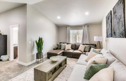 Utah Retreat with Patio, Gas Grill and Mountain Views! - Foto 16