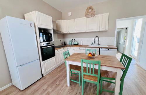 Maison proche océan - parking - wifi - clim - Foto 2