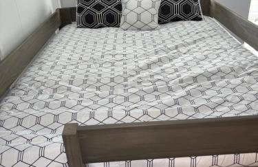 Hosting Nightly Nestings - Foto 14