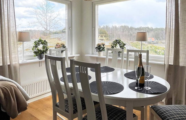 7 Person Holiday Home in Hjalteby - Photo 17