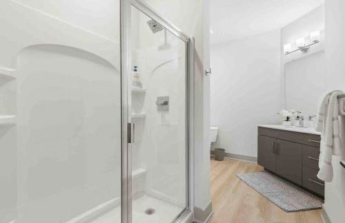 Pristine Living 5 Min From Downtown - Foto 12