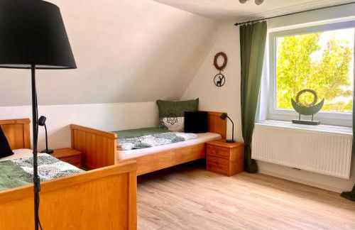 Moderne Ferienwohnung mit Balkon & WLAN - zentral - Foto 5