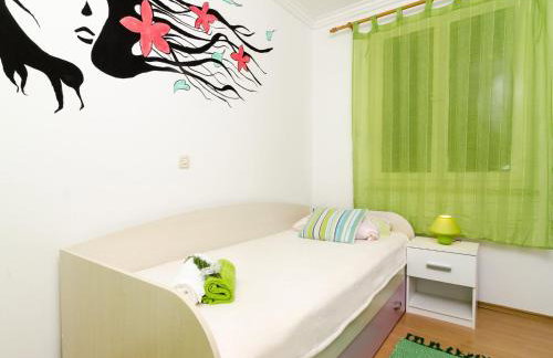 Apartment Giovani - Two Bedroom Apartment With Balcony and Sea View - Photo 18