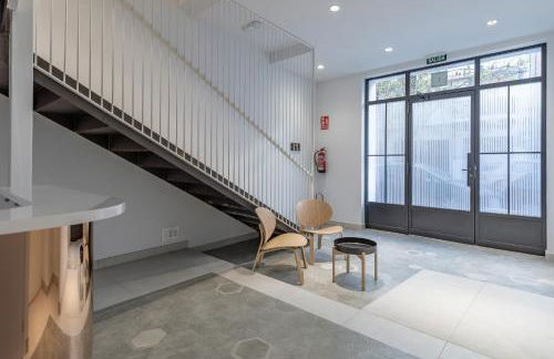 Chic & Comfortable Apartment, Private Terrace - Photo 31