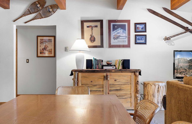 Riverside Condos B101 by Avantstay Condo Close To Downtown, Town Park & Ski Lift #8 - Foto 9