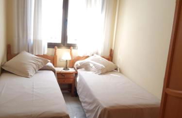 APARTAMENTS CASA NANDO. - Photo 2