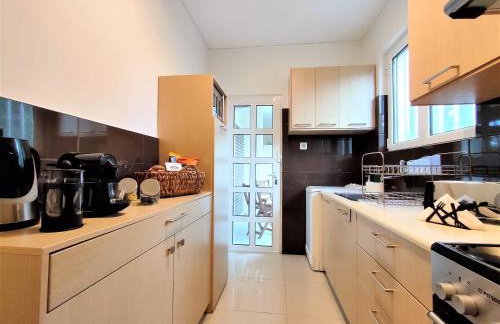 Vouliagmeni Iasonos Residence Central Stylish Flat - Photo 31