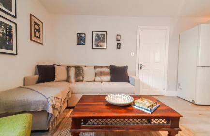 Stunning 2 bedrooms apartment - Foto 10