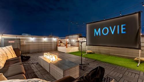 Modern Luxe Townhome with Rooftop Cinema - Foto 5
