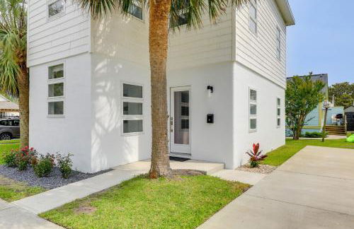 Coastal North Carolina Abode - Rooftop Water Views - Foto 29