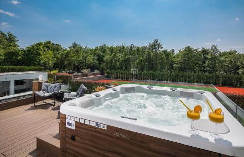 Stunning Home In Sivati - Photo 9