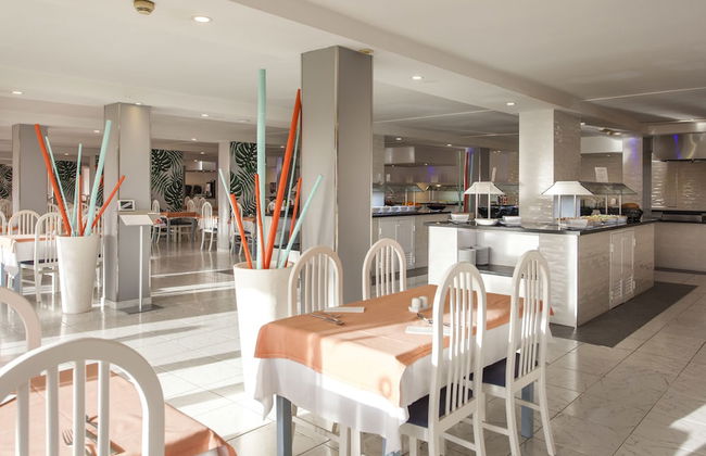 Palm Garden Apartments - Photo 21