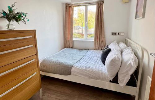Modern 2 Bedroom 2 Bathroom City Apartment Free Parking - Foto 9