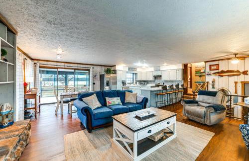 Steps to Shore Group Getaway on Kentucky Lake! - Foto 1