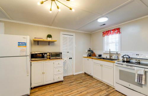 Swim, Fish and Explore! Family Hague Haven with Dock - Foto 12